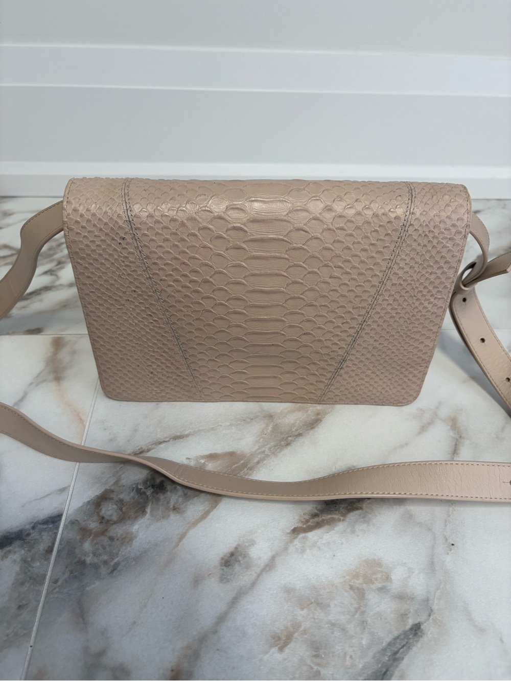 Vince Mod V Python Embossed Leather Crossbody Bag Tan Beige Envelope Clutch - Picture 7 of 16